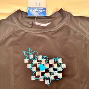 Okanu Lily Rashguard Misses L Black Short sleeve Hawaiian Flower on Front 🌺